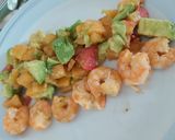 Une image de l'étape 3 de Salade d'été aux crevettes.