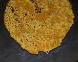 A picture of step 4 of Missi roti.