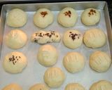 Foto langkah ke 4 dari resep Roti Manis Aneka Rasa No Ulen, Lembut cocok utk Jualan.