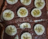 A picture of step 2 of Chocolate Banana French toast swirls.