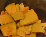 A picture of step 2 of Cheesy Pumpkin Chips.
