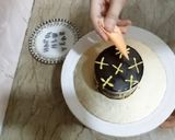 A picture of step 4 of New Year Mini Cake 2023.