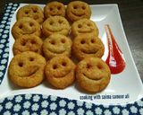 A picture of step 5 of Soji potato smilies #ramadankitayari.