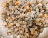 Hình bước làm 3 của món Chả Giò Sen