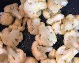 A picture of step 2 of Gobhi Aloo.