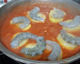 Foto del paso 5 de la receta: Recuerdo de infancia: patata con langostinos y huevos