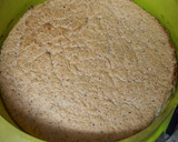 Foto del paso 3 de la receta: Tarta de yogurt griego con fresas y bizcocho de almendras