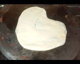 A picture of step 8 of Jalebi paratha of pudina.