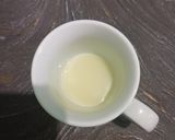 Foto langkah ke 3 dari resep Hot Matcha Latte.