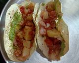A picture of step 3 of Masala Papad Tacos.