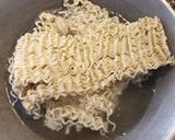Foto langkah ke 1 dari resep Mie Goreng Daun Jeruk.