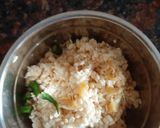 A picture of step 2 of Dahi vada.