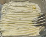 Foto del paso 6 de la receta: Arrollado Con Crema De Queso Y Frutos Rojos / Postre Tronco Navideño De Verano
