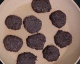 Foto langkah ke 4 dari resep Wingko Babat Ketan Hitam.