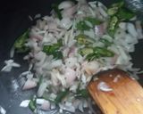 A picture of step 5 of Bread Upma.