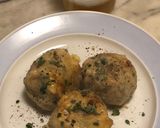 Foto del passaggio 3 della ricetta Gnocchi de pan di famiglia