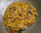Foto langkah ke 5 dari resep Tumis Jantung Pisang.