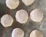 Hình bước làm 5 của món Gluten Free Brazillian Cheese Buns         (Bánh mỳ Brazil ko Gluten: dùng bột năng)