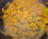 A picture of step 4 of Pineapple Prawn Curry.