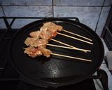 Foto langkah ke 5 dari resep Sate tuna bumbu plecing khas bali.