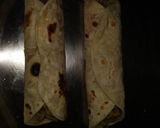 A picture of step 4 of Maggi Kathi Roll.