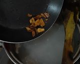 Foto langkah ke 2 dari resep Sup ayam lezat.