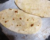 घी अजवाइन रोटी(Ghee ajwain roti recipe in hindi) रेसिपी चरण 5 फोटो