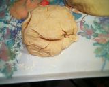 A picture of step 3 of Garlic pizza dough.