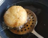 A picture of step 9 of "Rava Kachori".