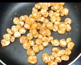 गुड़ वाले मखाने (gur wale makhana recipe in Hindi) रेसिपी चरण 2 फोटो