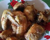 Foto langkah ke 4 dari resep Ayam goreng lengkuas dan sop ayam.