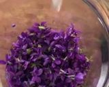 Foto del passaggio 3 della ricetta Liquore alle violette