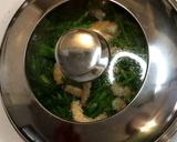 A picture of step 6 of Easy and Quick Stir-Fried Asparagus with Shrimp.