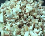 Фото кроку 1 до Блинные мешочки с курицей и грибами.
