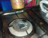 A picture of step 4 of Smoke chicken karahi biryani.