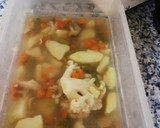 Foto del paso 5 de la receta: Filetes de merluza, menestra de verduras, papas y coliflor 🐠🥗