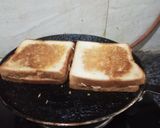 A picture of step 3 of Leftover Aloo Sandwich.