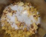 आगळीवेगळी खस्ता कचोरी (kachori recipe in marathi) रेसिपी स्टेप 2 फोटो 