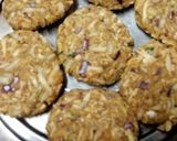 A picture of step 2 of Crispy Green Banana Potato Patties.