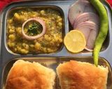 A picture of step 3 of Paav bataka (potatoes).