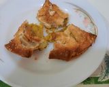 A picture of step 2 of Samosa chat.