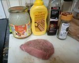 Foto del paso 1 de la receta: Tiras de lomo a la mostaza nostrada (receta medieval)
