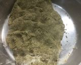 A picture of step 3 of Indori Palak Ki Puri.
