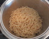 Foto del paso 5 de la receta: Tallarines al pesto con berberechos