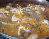 Foto del paso 3 de la receta: Chupín de merluza con champiñón