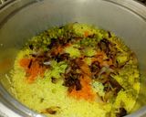A picture of step 5 of Matar pulao.