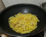 Foto langkah ke 2 dari resep Spanish Omelette.