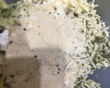 Foto del paso 3 de la receta: Kolokithokeftedes (croquetas de calabacín griega)