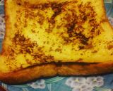Hình bước làm 3 của món French toast cho bữa sáng