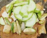 Foto langkah ke 3 dari resep Tahu sambal Kacang.